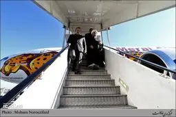 لحظات ورود لاریجانی به مشهد مقدس/ تصاویر
