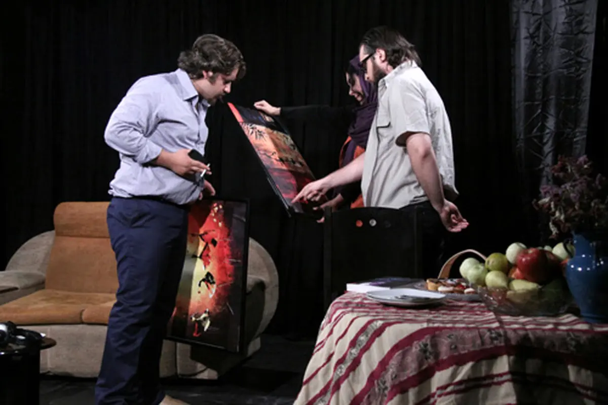 نمایش ماه در تماشاخانه سه نقطه