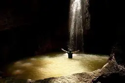 آبشار سنگ نو در جنوب بهشهر