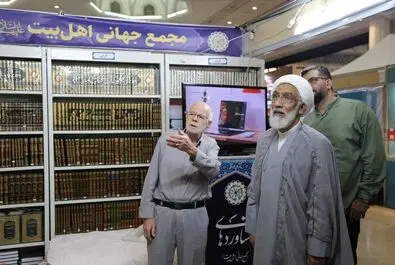 پورمحمدی نمایشگاه کتاب