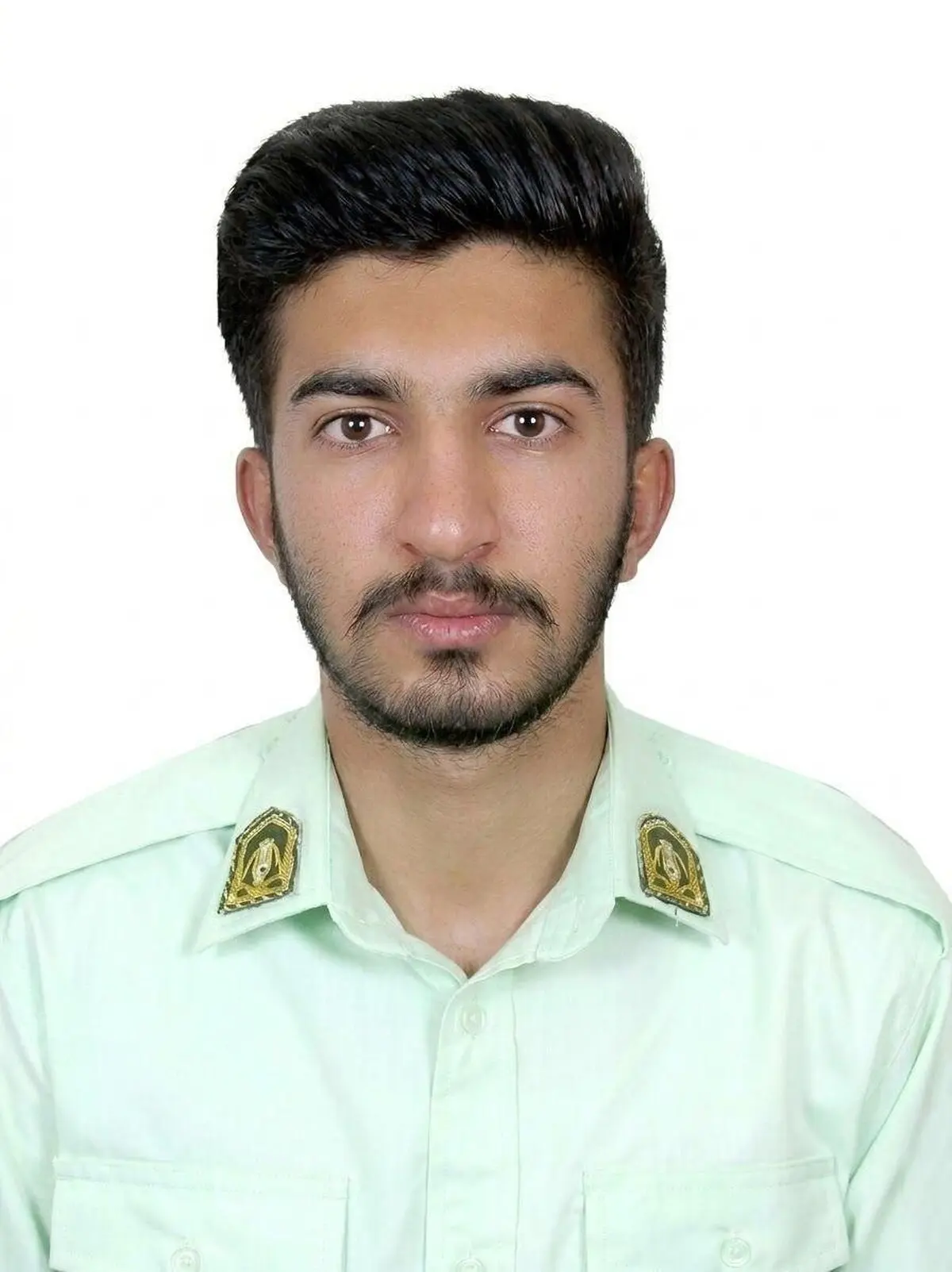 تصویر پلیسی که در حمله تروریستی در مهرستان به شهادت رسید 