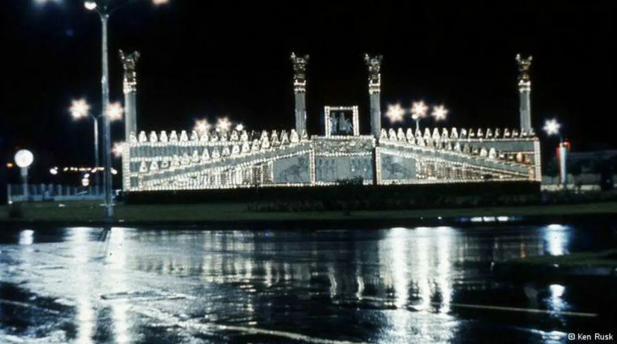 نمایی از میدان ونک در سال 1350/عکس