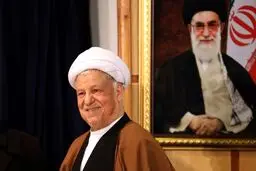 چرا تندروهای ایران از هاشمی رفسنجانی می ترسند؟/ میدل ایست آی: گناه هاشمی این است که با احمدی‌نژاد همراه نیست