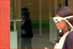 عینک هوشمند عصای دست نابینایان می شود+تصاویر