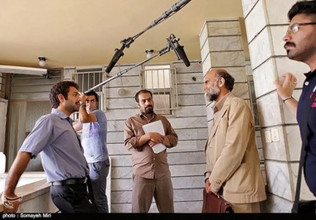 حاشیه‌های تصویری از پشت صحنه فیلم سینمایی قندون جهیزیه با گریم دیدنی نگار جواهریان و صابر ابر