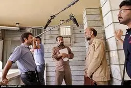 حاشیه‌های تصویری از پشت صحنه فیلم سینمایی قندون جهیزیه با گریم دیدنی نگار جواهریان و صابر ابر