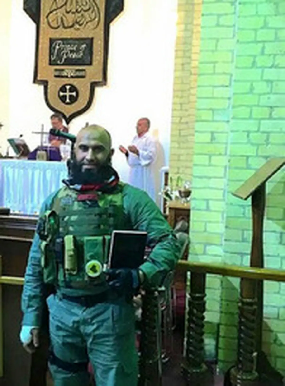 ابوعزرائیل در کلیسای بغداد/ تصاویر