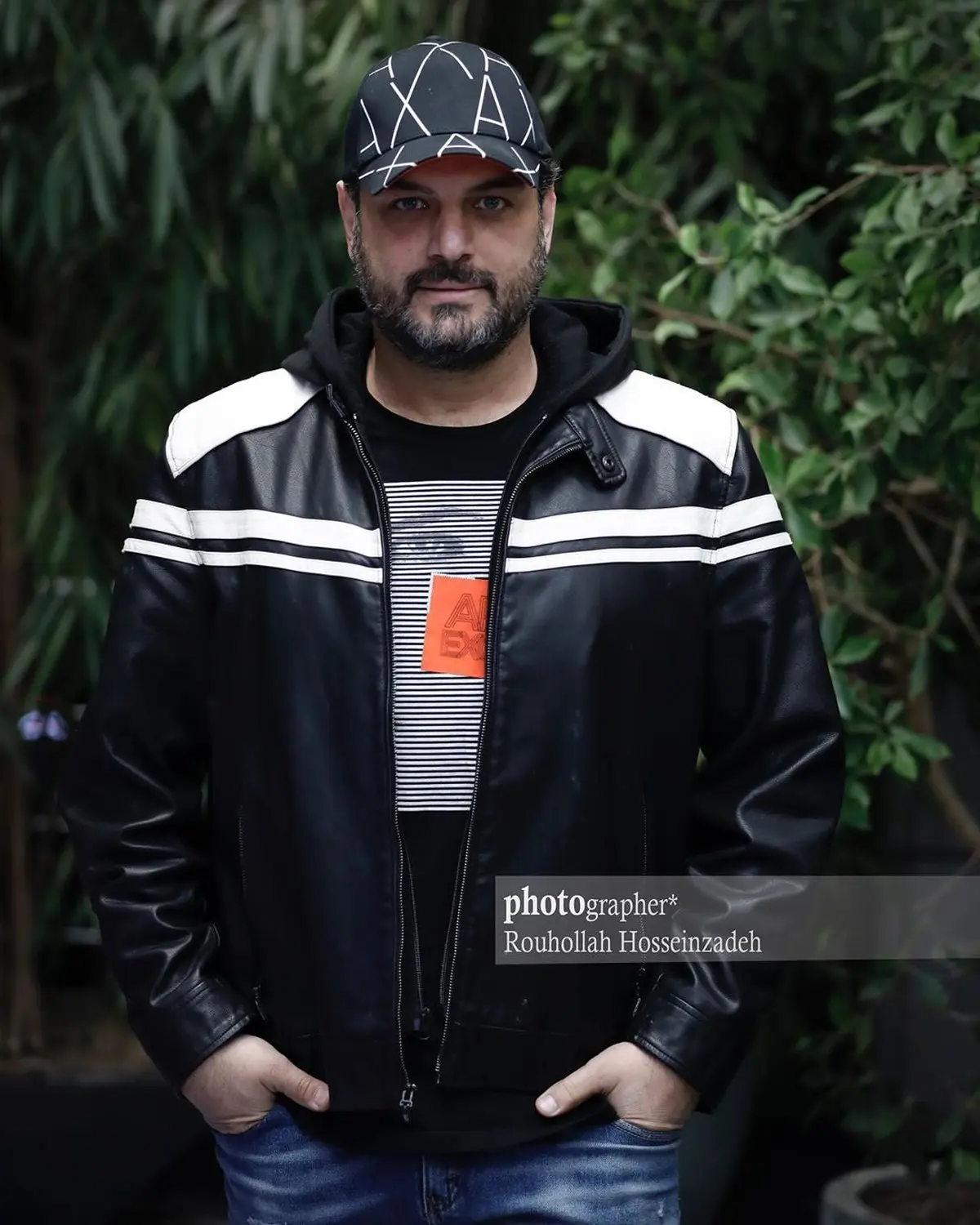 عکس جدید سام درخشانی با تیپ اسپرت