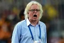 شکایت شفر از استقلال به کمیته اخلاق فیفا؛ شفر: اگر مدارک دلالی من را به فیفا ندهید، محروم‌تان می‌کنم