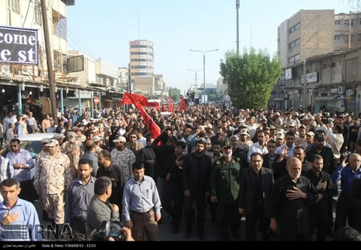 تشییع پیکر شهید جنگ سوریه در اهواز/تصاویر