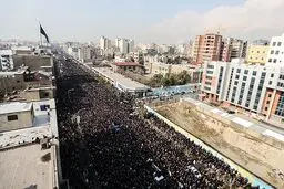 2.5 میلیون نفر در تشییع آیت الله هاشمی