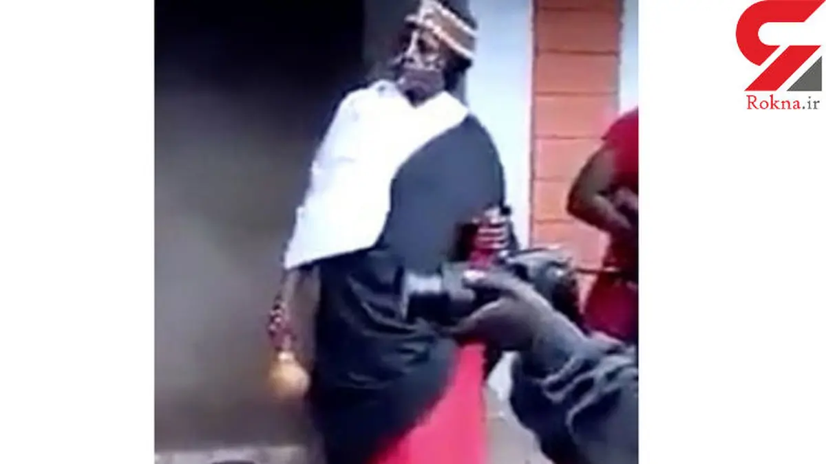 درخواست عجیب و بی شرمانه رمال زن / عروس و داماد در برابر چشمان او برهنه زیر پتو رفتند! +عکس