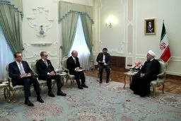 روحانی خطاب به آمانو: اقدام اخیر آمریکا مغایر برجام است/ مسیر واشنگتن در قبال ایران اعتماد جهانی به آمریکا را کم می کند