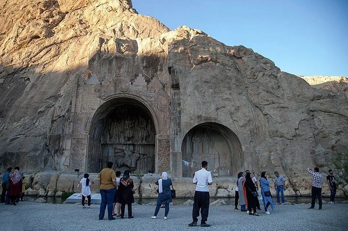 استقبال جالب از بازگشایی طاق بستان + عکس