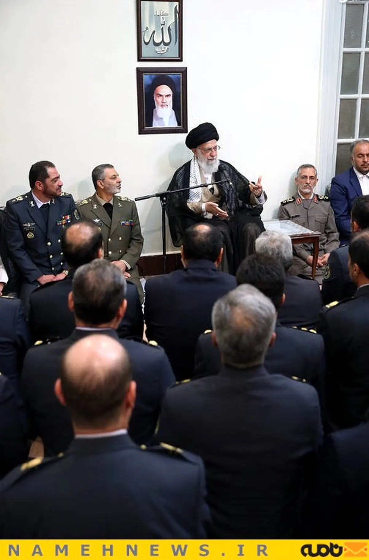 دیدار فرماندهان قرارگاه خاتم الانبیاء با رهبرانقلاب / تصاویر