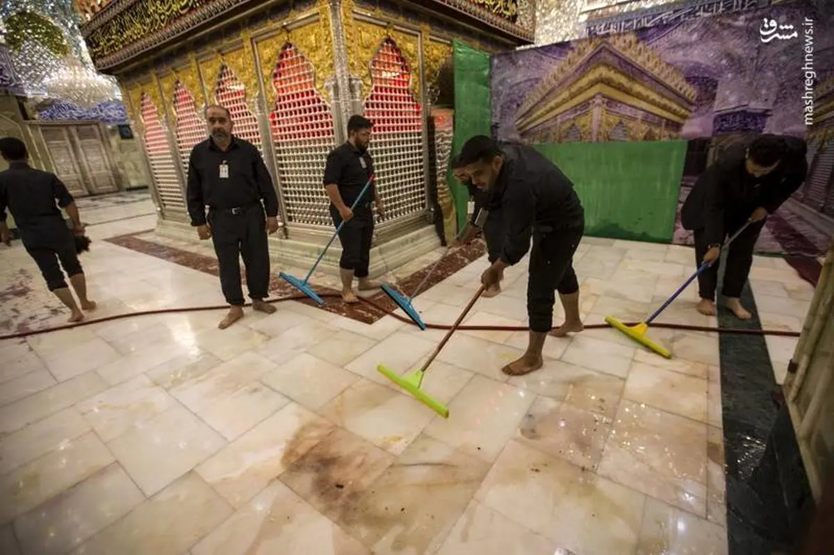 غبارروبی حرم مطهر حضرت عباس(ع) / تصاویر