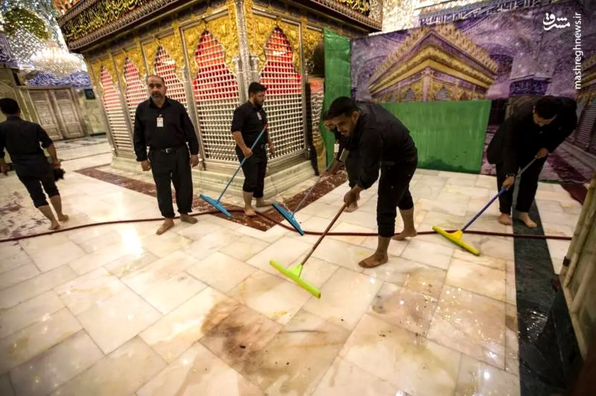 غبارروبی حرم مطهر حضرت عباس(ع) / تصاویر