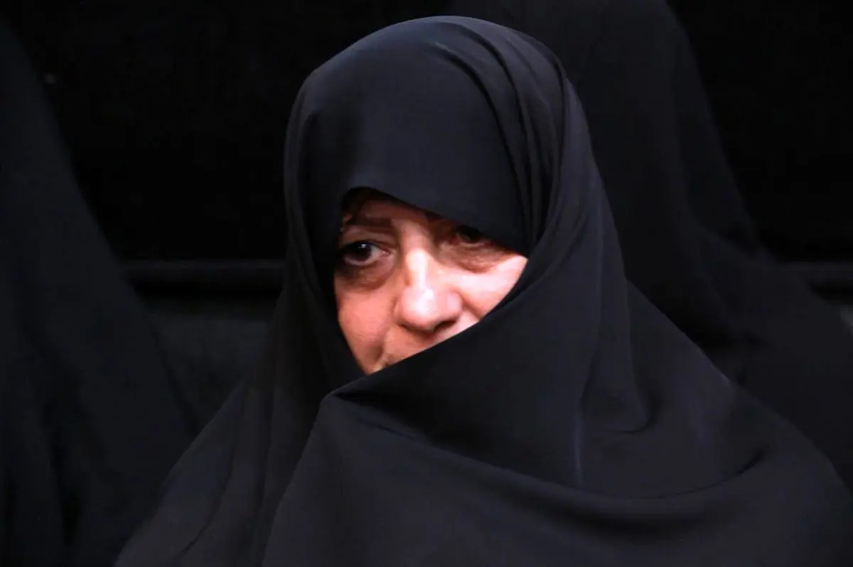 تصویری از پوشش جالب خواهر مسیح علینژاد در مراسم دختران آفتاب