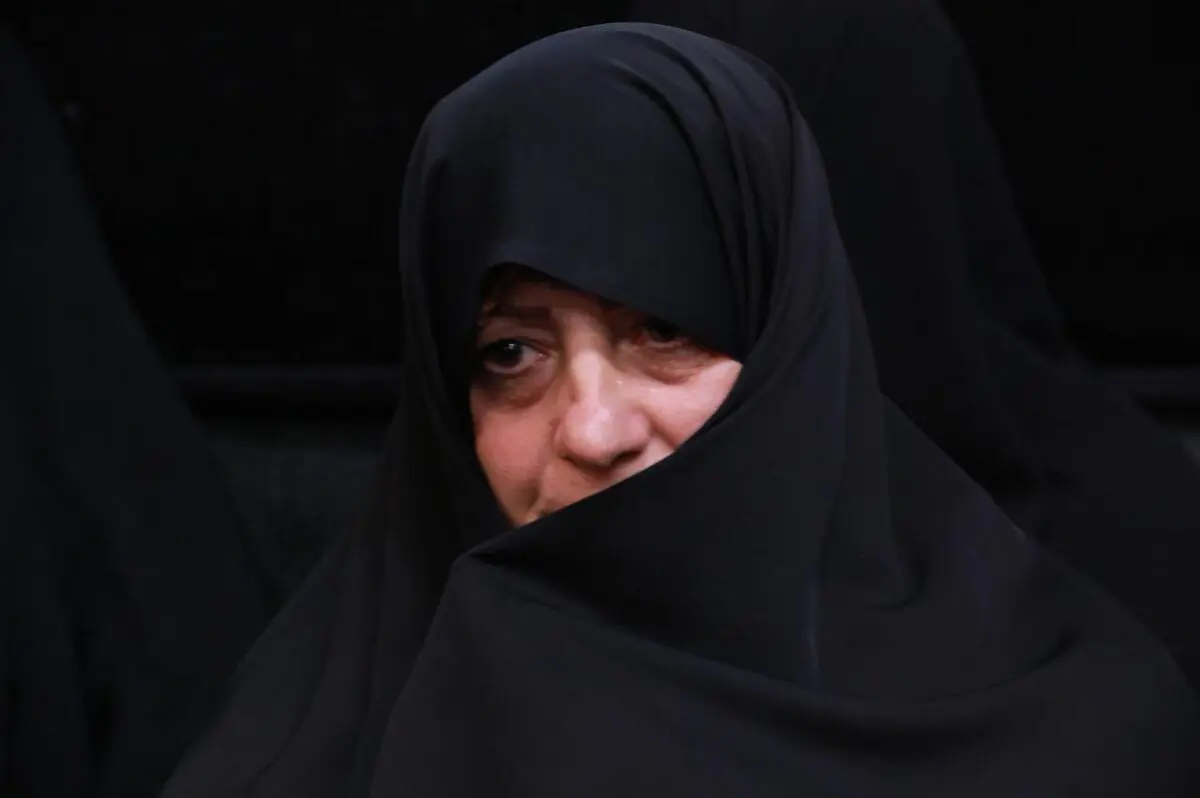 تصویری از پوشش جالب خواهر مسیح علینژاد در مراسم دختران آفتاب