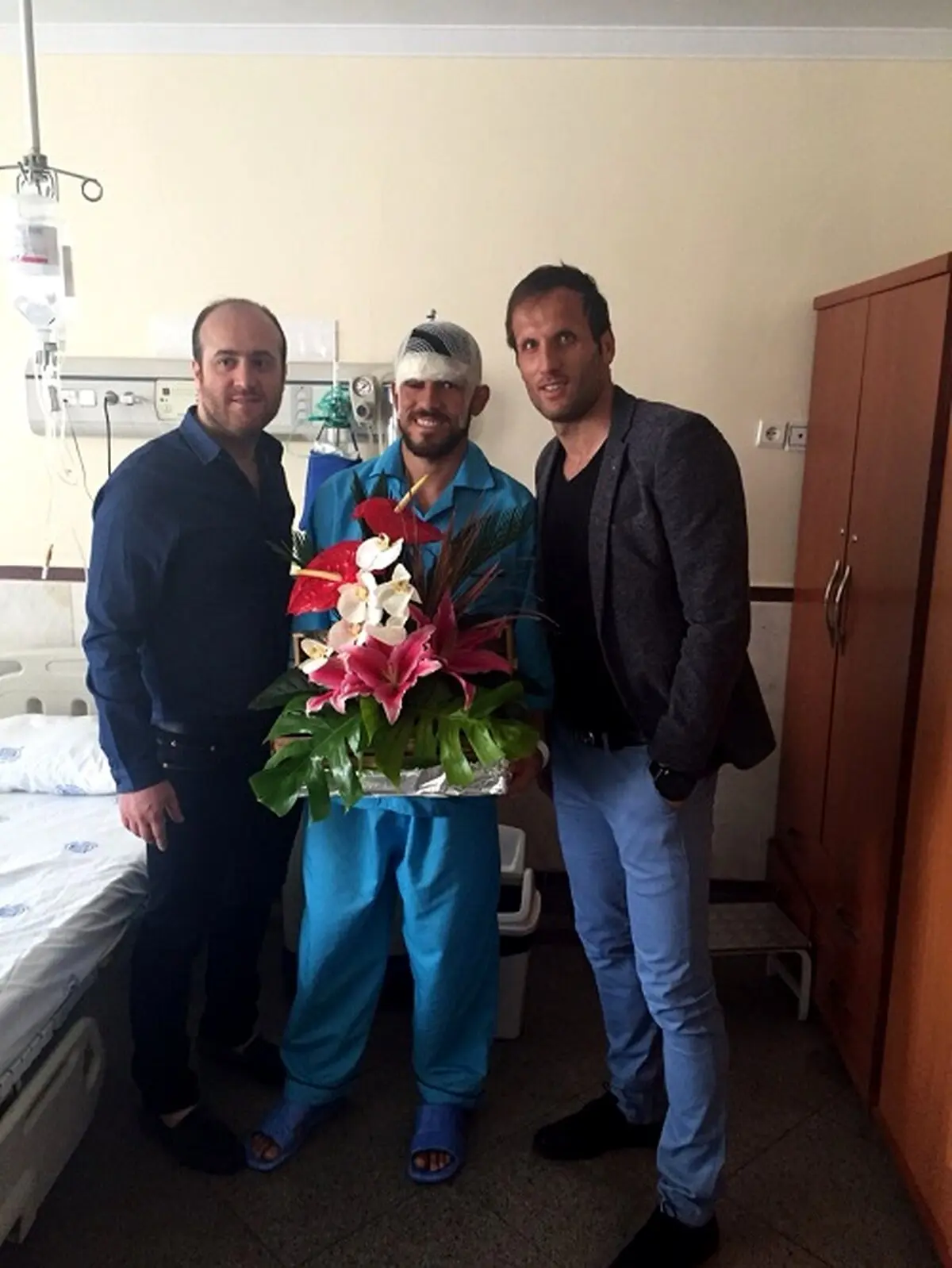 عیادت بنگر از گابریل/عکس