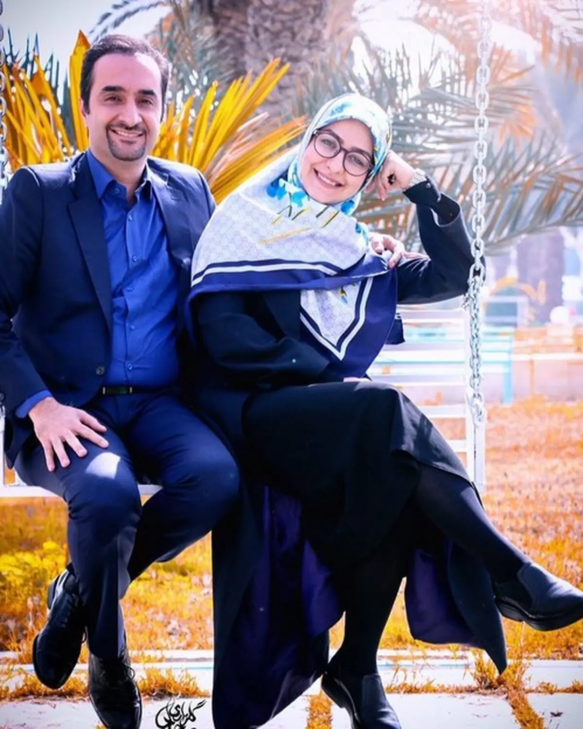 تصویری زیبا از مجری مرد و همسرش