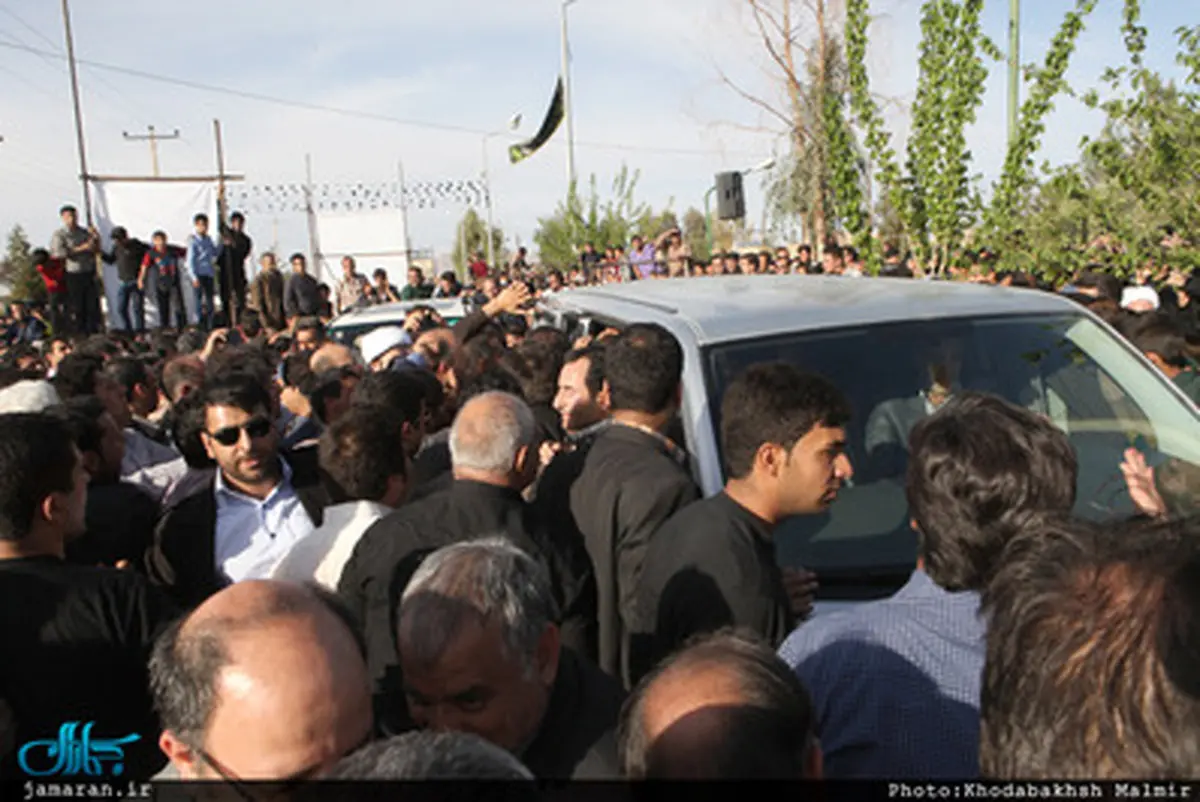 حاشیه‌های تصویری مراسم تشییع همسر آیت الله خاتمی با حضور سیدحسن خمینی، موسوی بجنوردی، عارف، صادق خرازی و ...