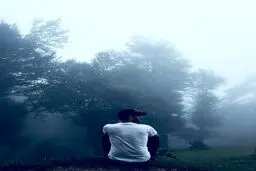 هوتن شكيبا در يك مكان رويايي + عكس