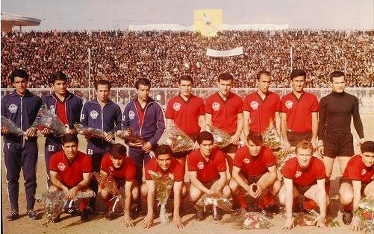 تصویری از اولین پرسپولیس تاریخ در دربی