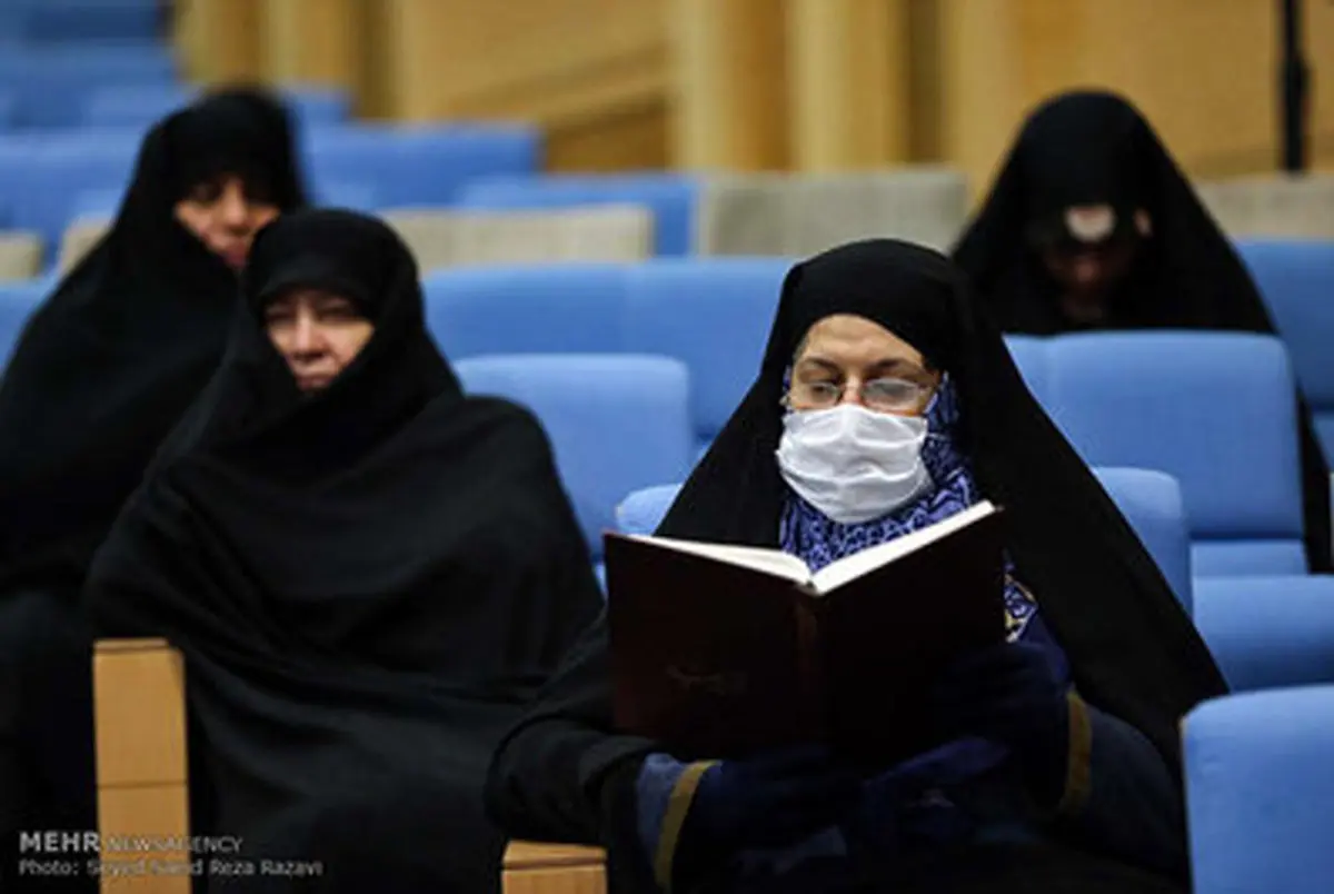 دیدار صمیمانه روحانی با خانواده شهدا و ایثارگران/تصاویر