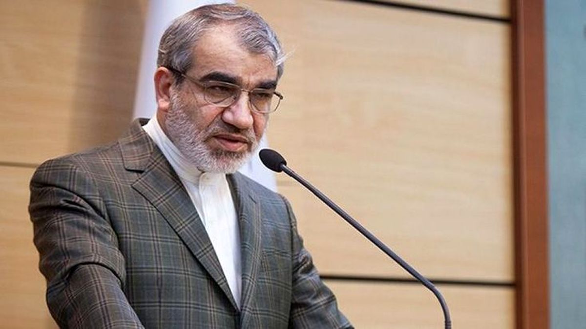 واکنشها به توصیه انتخاباتی کدخدایی| بیژن مقدم: این توصیه عام بود و اصولگرا و اصلاحطلب نداشت/ کدخدایی مبنای حقوقی توصیهاش را مشخص کند| زیباکلام: معلوم نیست این توصیه از کدام قانون درآمده است