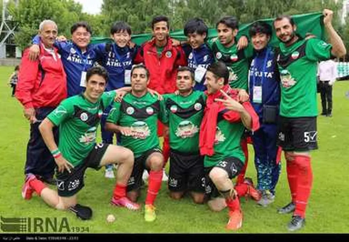قهرمانی تیم فوتبال هنرمندان ایران در مسکو/ تصاویر