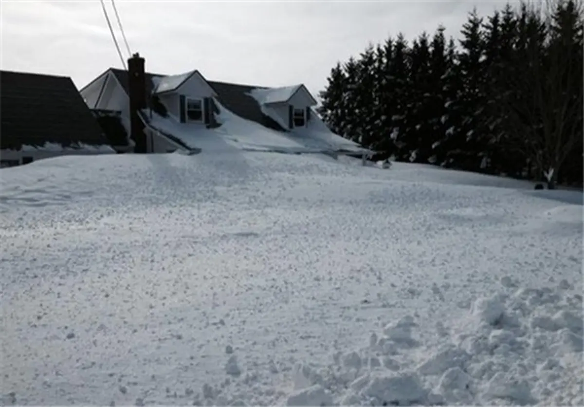 عکس/بارش برف 5 متری در کانادا