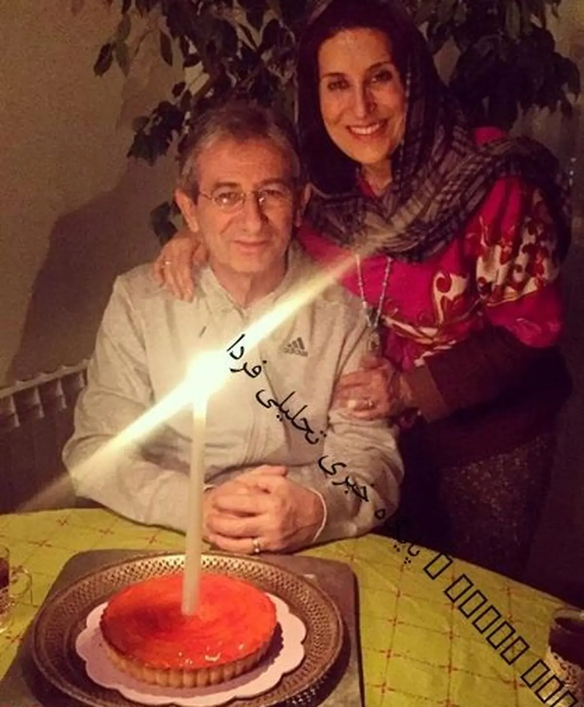 کیک تولد جالب معتمدآریا برای همسرش/عکس