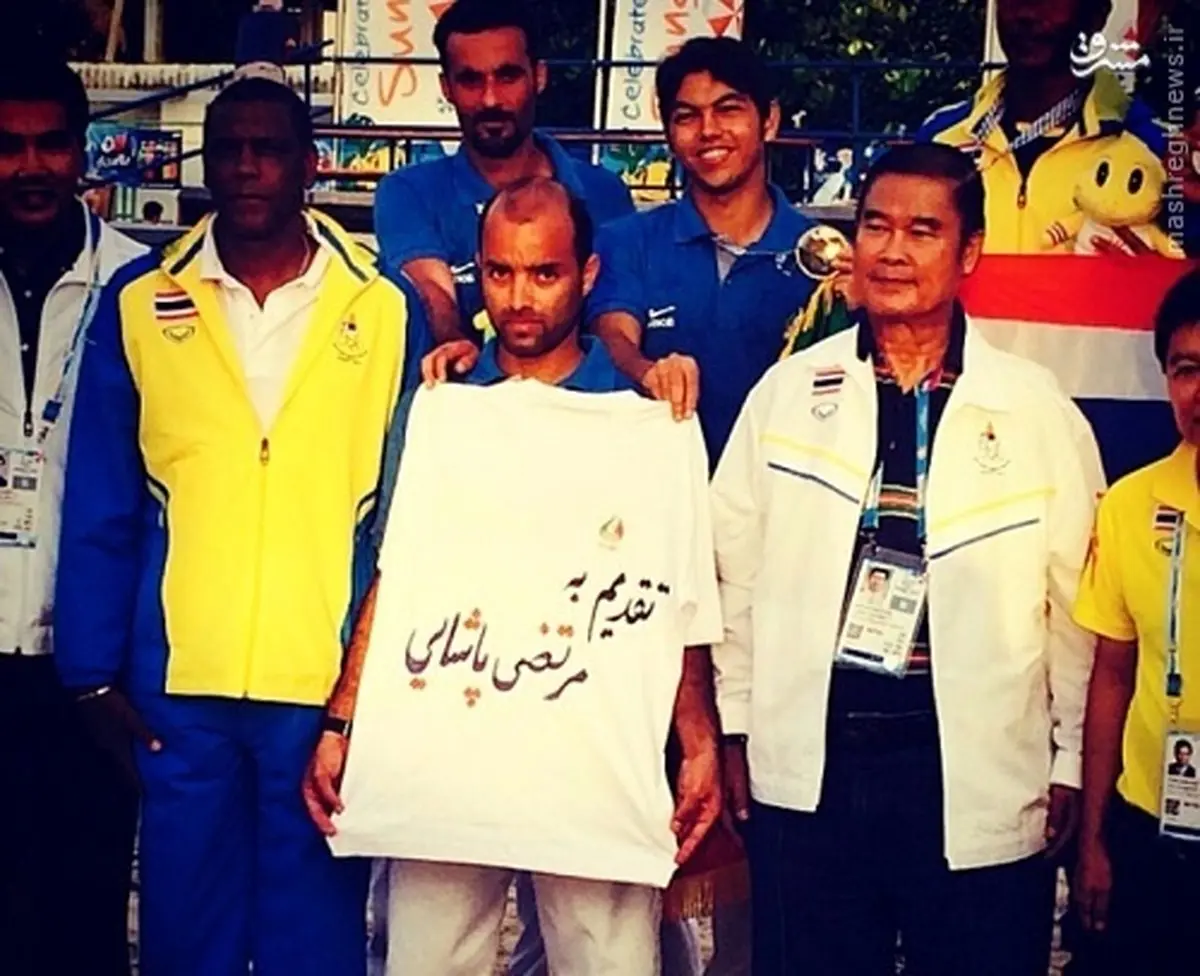 عکس/ هدیه مدال‌آوران آسیایی به پاشایی