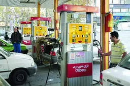 همه کارهایی که دولت با پول مازاد بنزین می‌تواند انجام دهد / آیا دولت به وعده اش عمل می‌کند؟