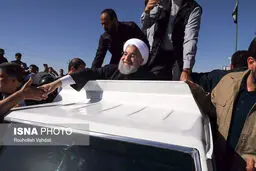 بازدید رییس جمهور از مناطق زلزله زده استان کرمانشاه/تصاویر