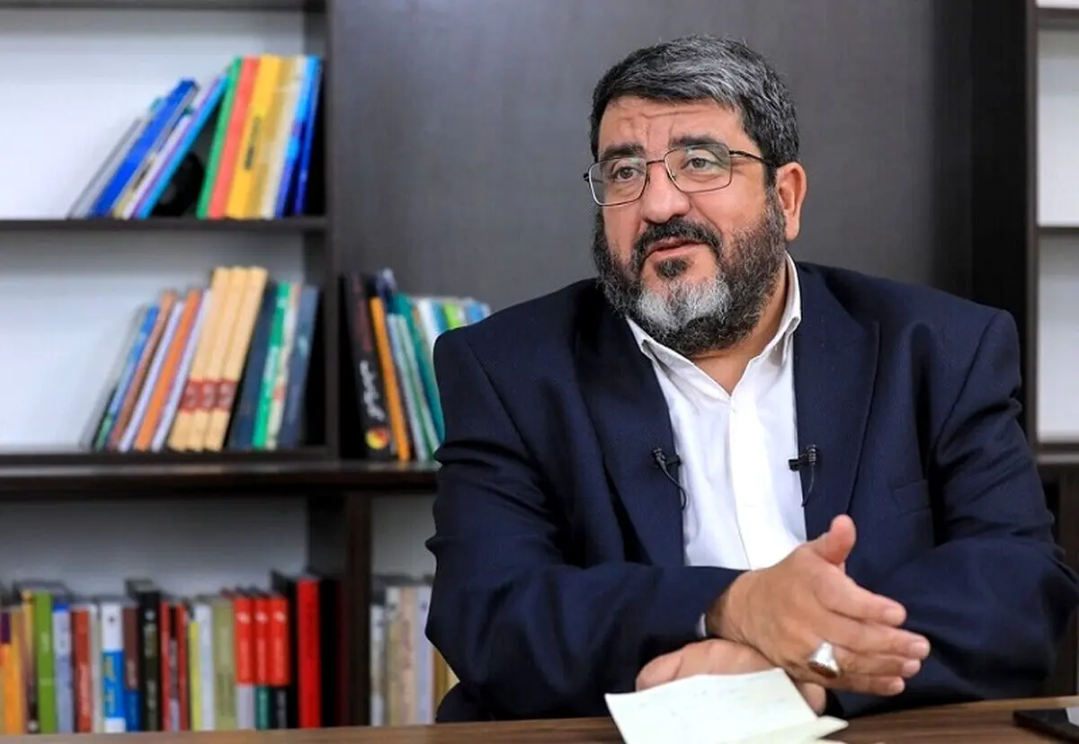 کسانی که می‌گویند پزشکیان با ترامپ گفتگو کند، از عاقبت مادورو درس بگیرند