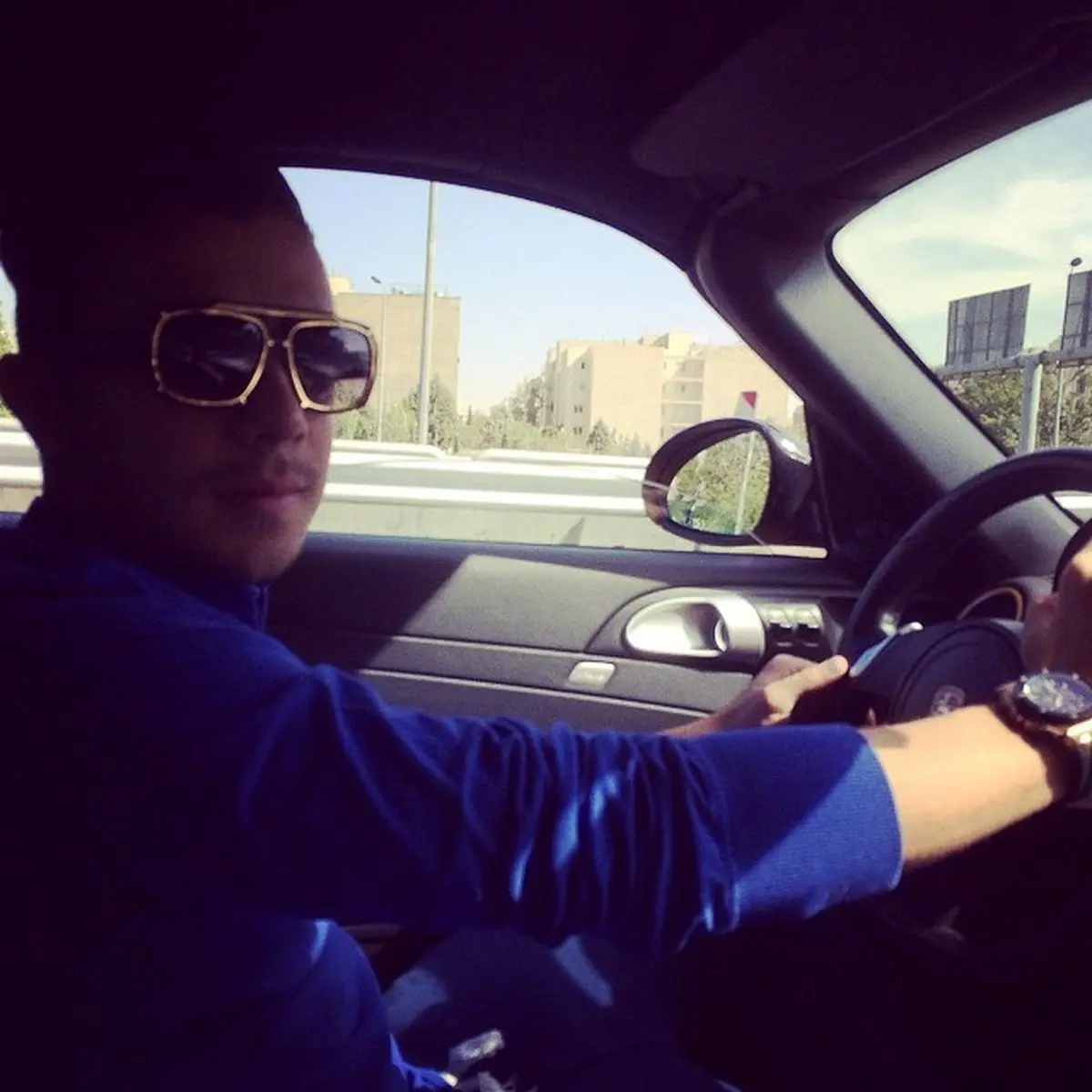 لوکس‎سواری پسر خبرساز قلعه‎نویی/عکس