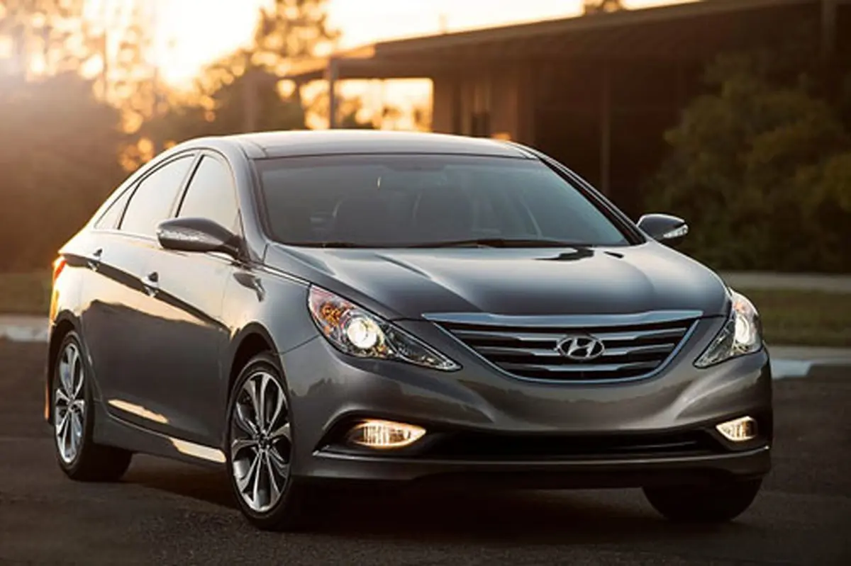 مقایسه خودروهای سدان‌ بزرگ نیمه لوکس بازار ایران + تصاویر