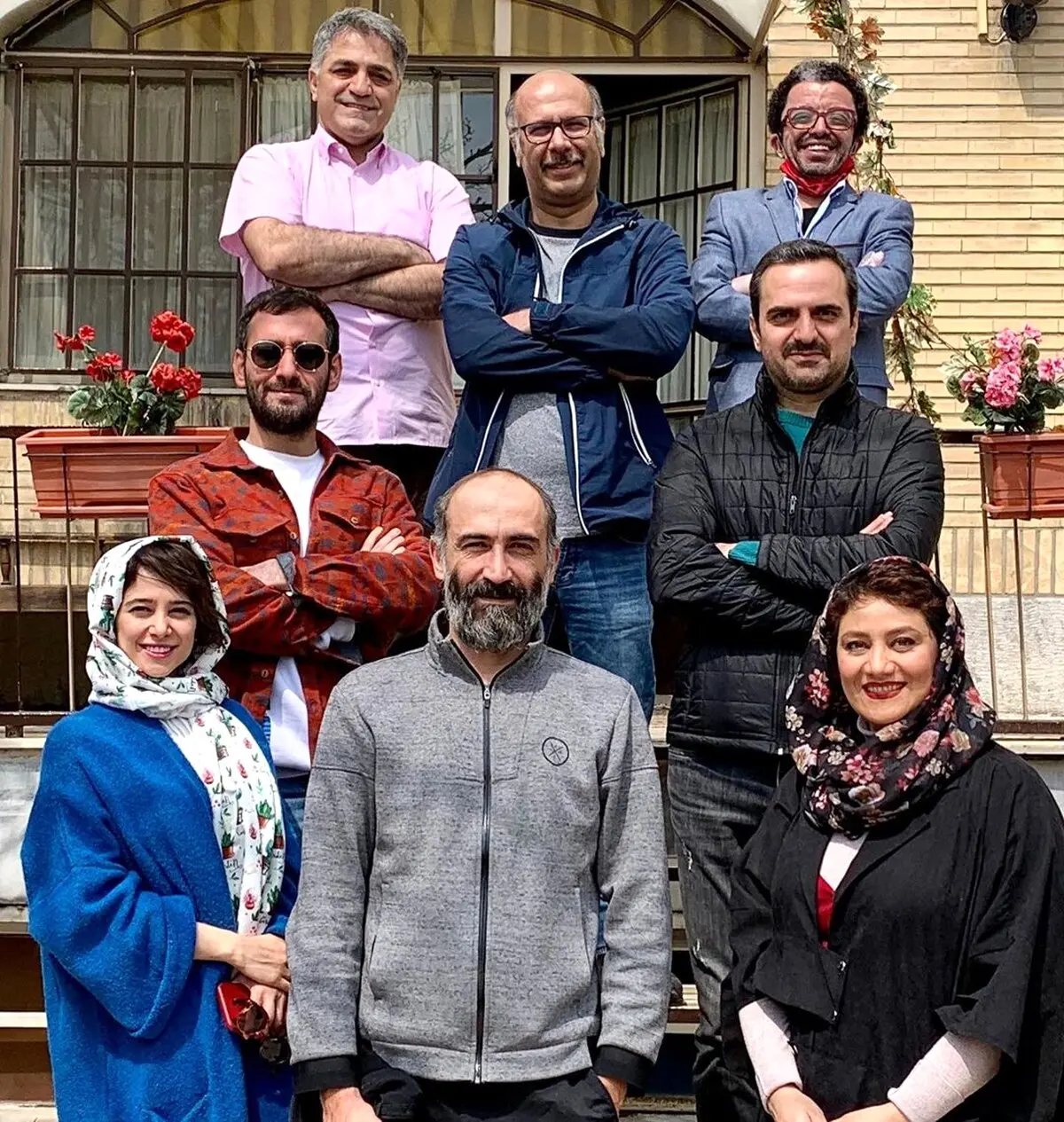 عکس دسته جمعی در پشت صحنه سریال دیدنی دوپینگ