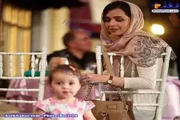 بازیگر مشهور سریال شهرزاد در کنار دخترش/عکس