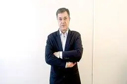 احمد نقیب‌زاده:باید از سیکل خشونت هراس داشت /  مجبوریم روابط بین‌المللی و مناسبات ظالمانه حاکم بر آن را بپذیریم/ وجود یک دولت مطلقه به نفع آینده ایران است / استقرار نظم ضروری‌تر از دموکراسی است