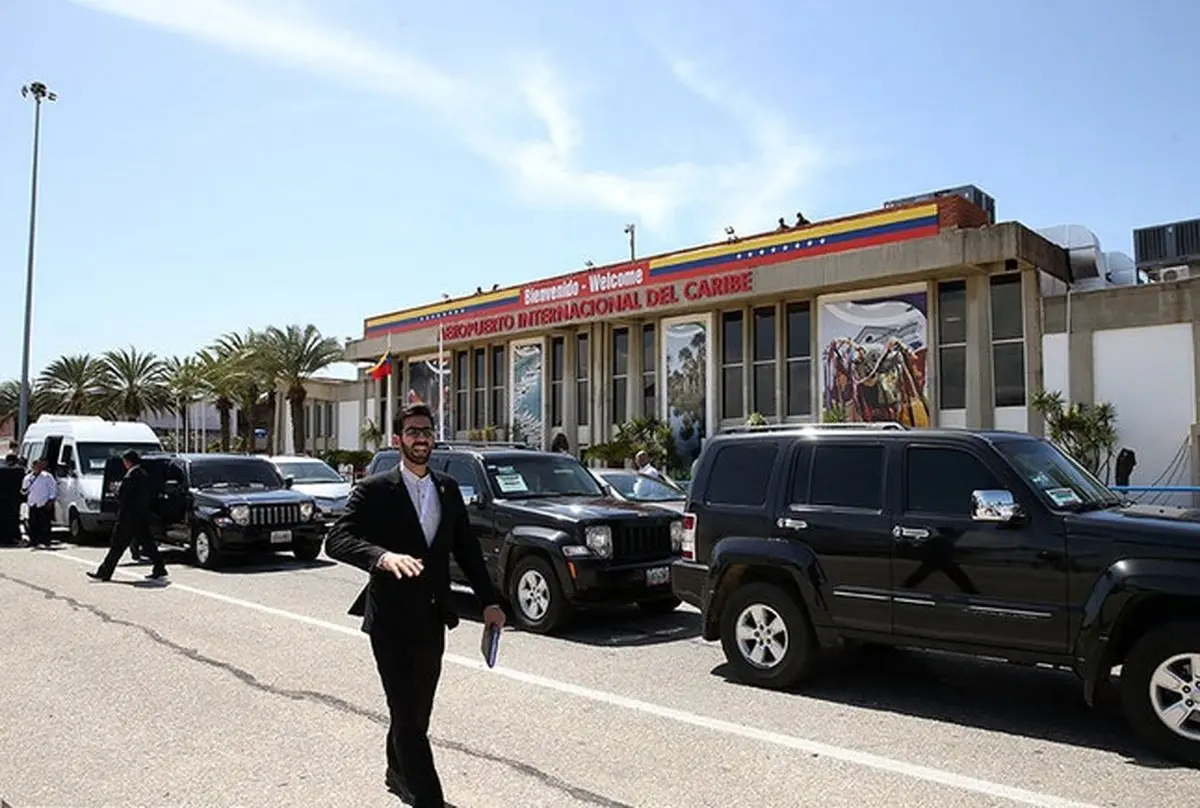 اسکورت روحانی در ونزوئلا/ عکس