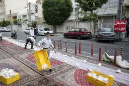 تصاویر/ افطار برای رهگذران