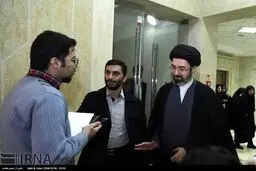 عیادت فرزند رهبری از آیت‌الله واعظ طبسی/عکس