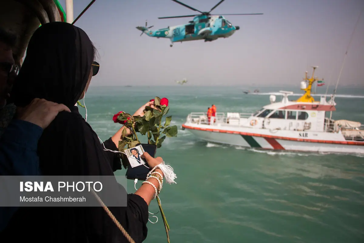 بزرگداشت شهدای هواپیمای ایرباس در خلیج‌فارس/تصاویر