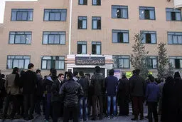 تجمع در اعتراض به حضور فائزه‌هاشمی در مشهد/ تصاویر