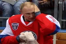 زمین خوردن پوتین در مسابقه هاکی!/تصاویر