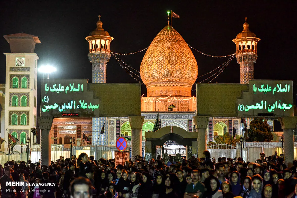 عزاداران حسینی در حرم حضرت سید علاءالدین حسین(ع) / تصاویر