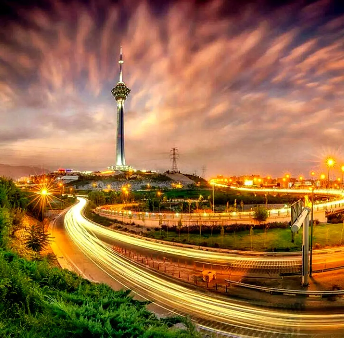 نمایی زیبا از برج میلاد تهران/ عکس